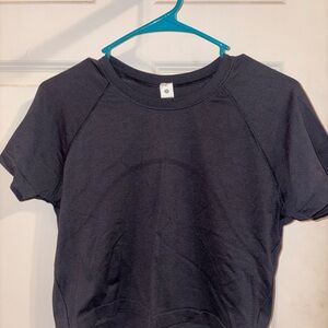 Lululemon swiftly tech 2.0 cropped